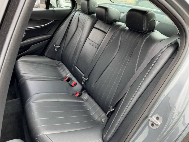 2019 Mercedes-Benz E-Class E 300