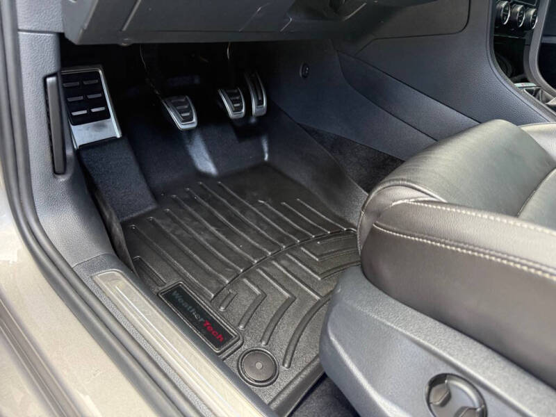 2016 Volkswagen Golf R
