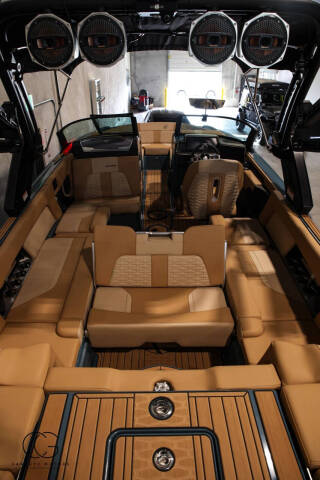 2025 MasterCraft X24