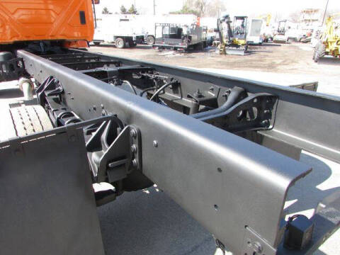 2004 International WorkStar 7300