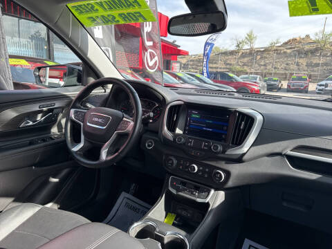 2024 GMC Terrain SLT