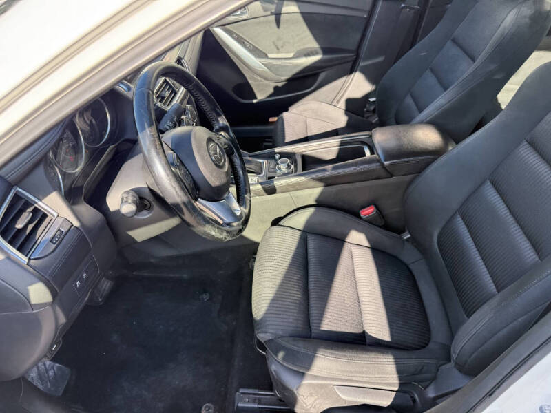 2016 Mazda MAZDA6 i Sport