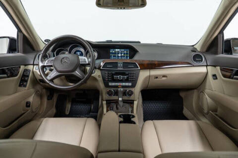 2014 Mercedes-Benz C-Class C 300 Luxury 4MATIC