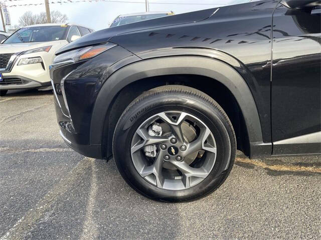 2025 Chevrolet Trax LT