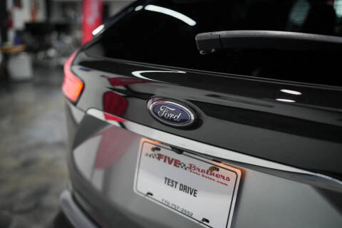 2020 Ford Edge Titanium