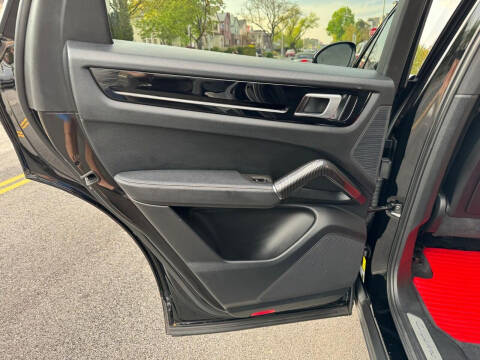 2019 Porsche Cayenne S