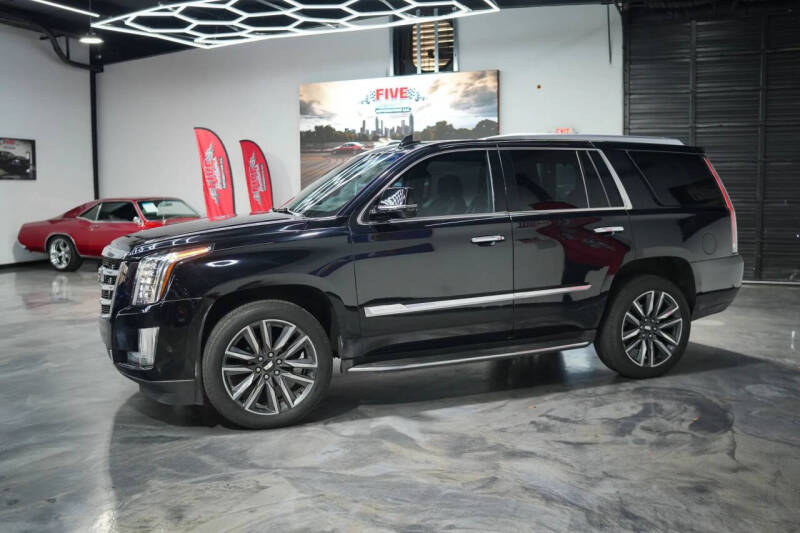 2017 Cadillac Escalade Luxury