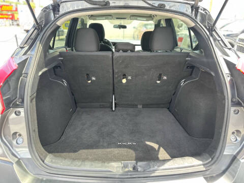 2019 Nissan Kicks SV