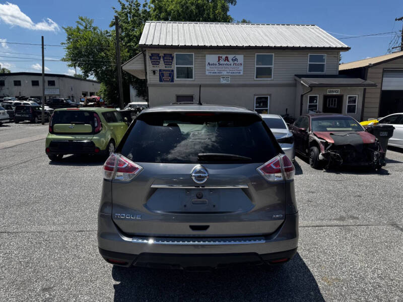 2015 Nissan Rogue S