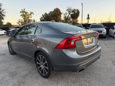 2017 Volvo S60 T5 Inscription Platinum