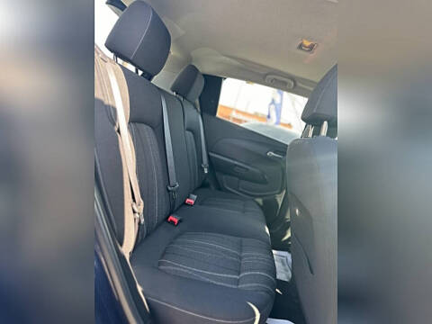 2016 Chevrolet Sonic LT Auto