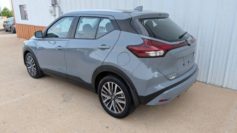 2021 Nissan Kicks SV