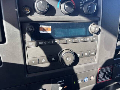 2025 Chevrolet Express 2500