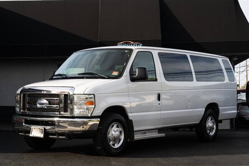 2012 Ford E-Series E-350 SD XL