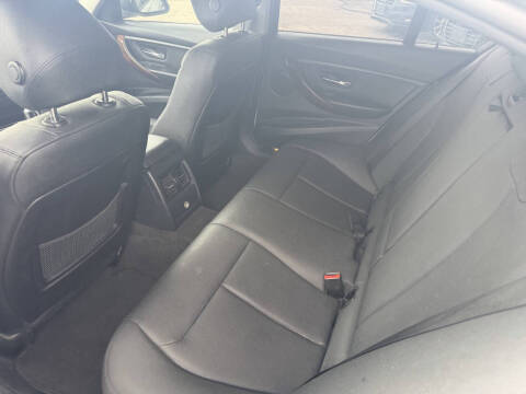 2013 BMW 3 Series 328i