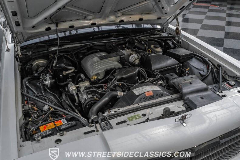 1990 Ford LTD Crown Victoria