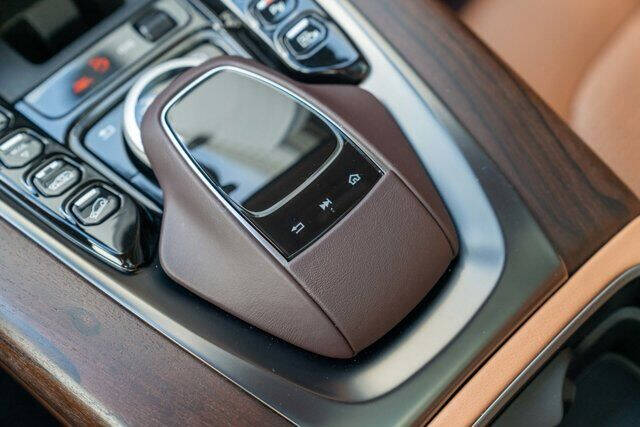 2021 Aston Martin DBX