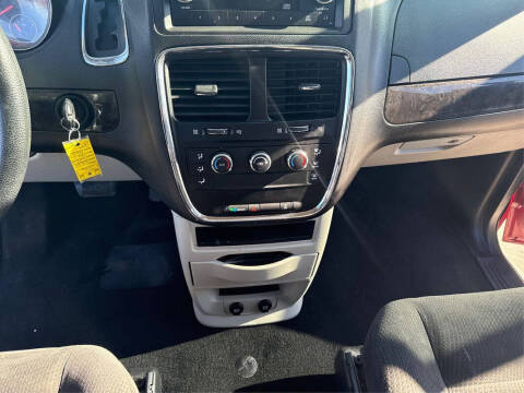 2016 Dodge Grand Caravan American Value Package