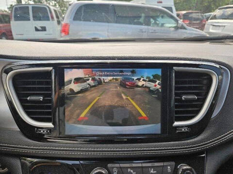 2024 Chrysler Pacifica Touring