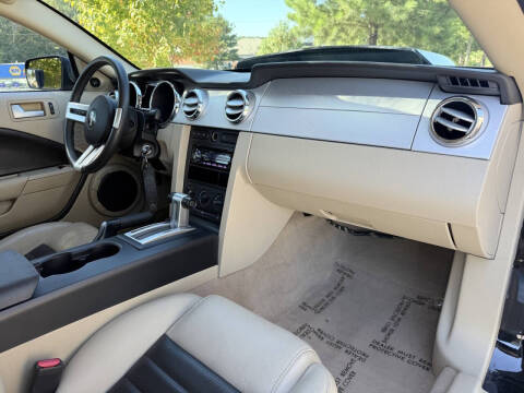 2007 Ford Mustang GT Deluxe