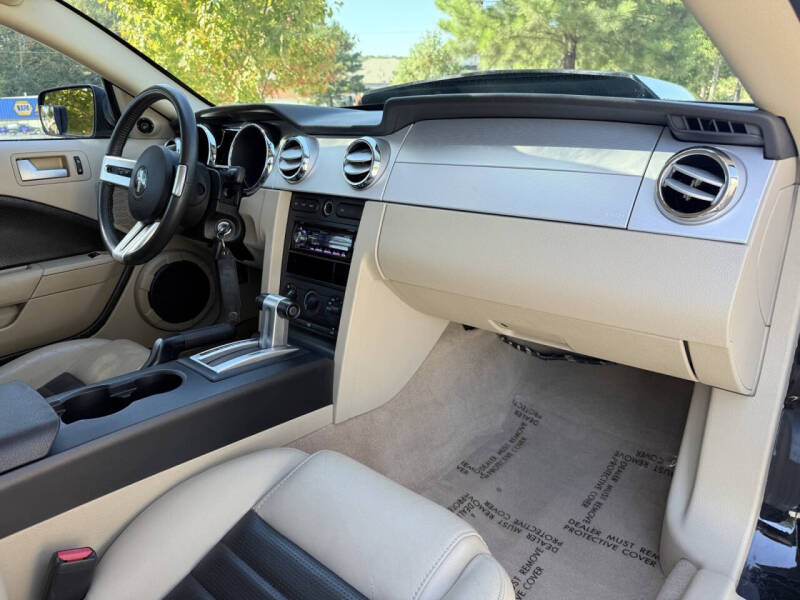 2007 Ford Mustang GT Deluxe