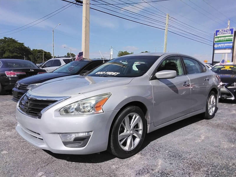 2013 Nissan Altima for sale at Florida Choice Motorcars in West Palm Beach FL