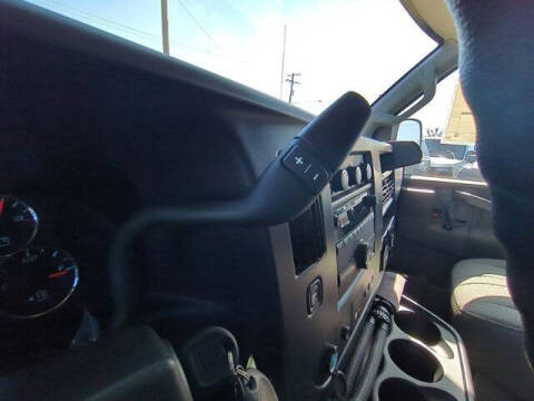 2025 Chevrolet Express 2500