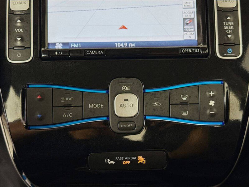 2014 Nissan LEAF SL