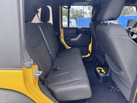 2015 Jeep Wrangler Unlimited Sport