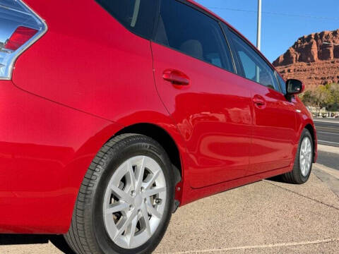 2012 Toyota Prius v Two