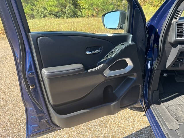 2023 Nissan Frontier