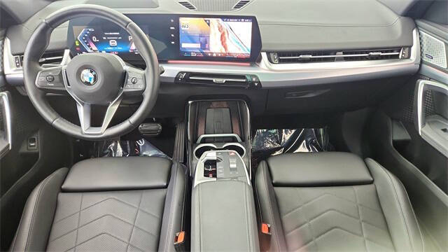 2025 BMW X2 xDrive28i