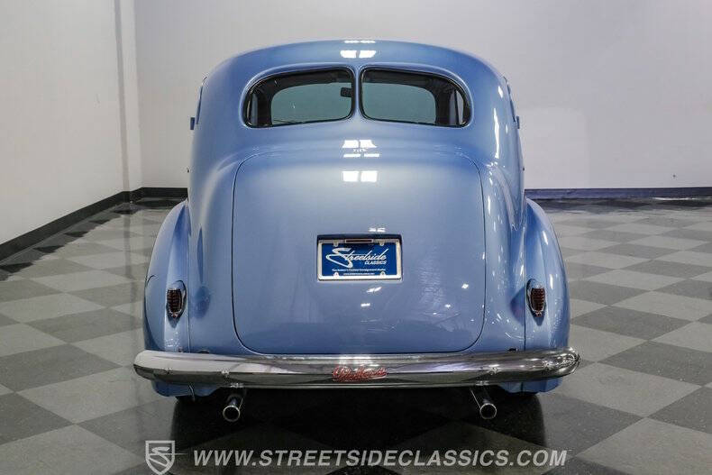 1940 Packard 120