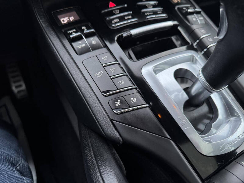 2016 Porsche Cayenne S E-Hybrid