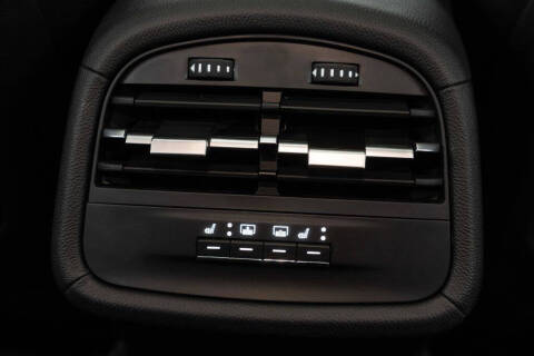 2022 Maserati Ghibli Modena Q4