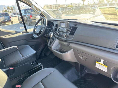 2025 Ford Transit