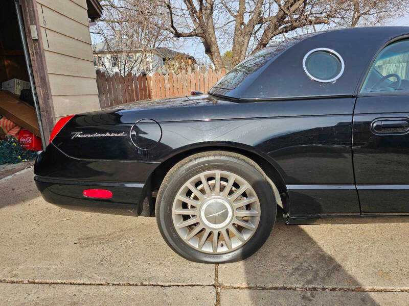2005 Ford Thunderbird Deluxe