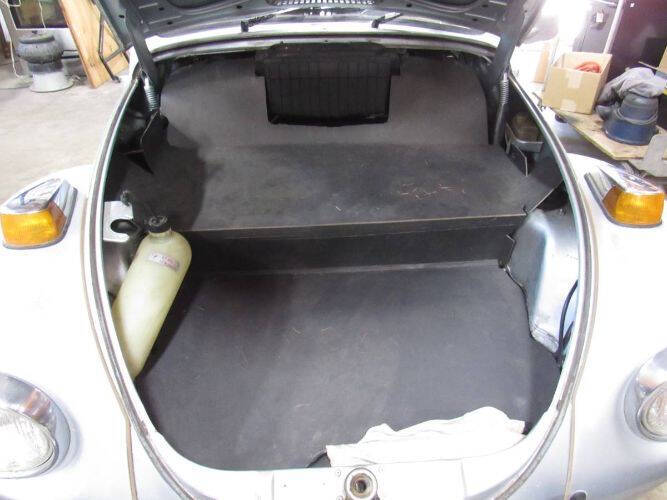 1972 Volkswagen Super Beetle