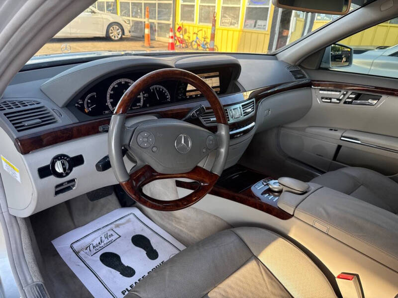 2012 Mercedes-Benz S-Class S 550 4MATIC