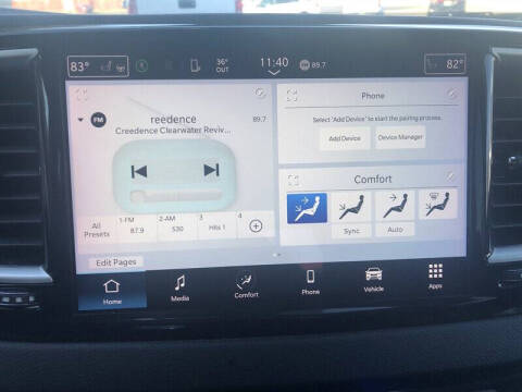 2022 Chrysler Pacifica Touring L