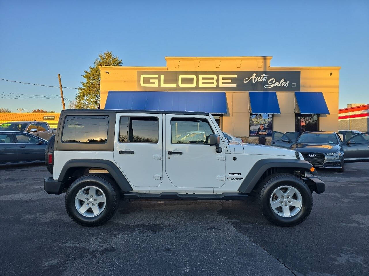 2016 Jeep Wrangler Unlimited for sale at GLOBE AUTO SALES in Louisville, KY