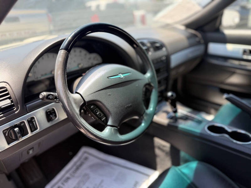 2002 Ford Thunderbird Deluxe