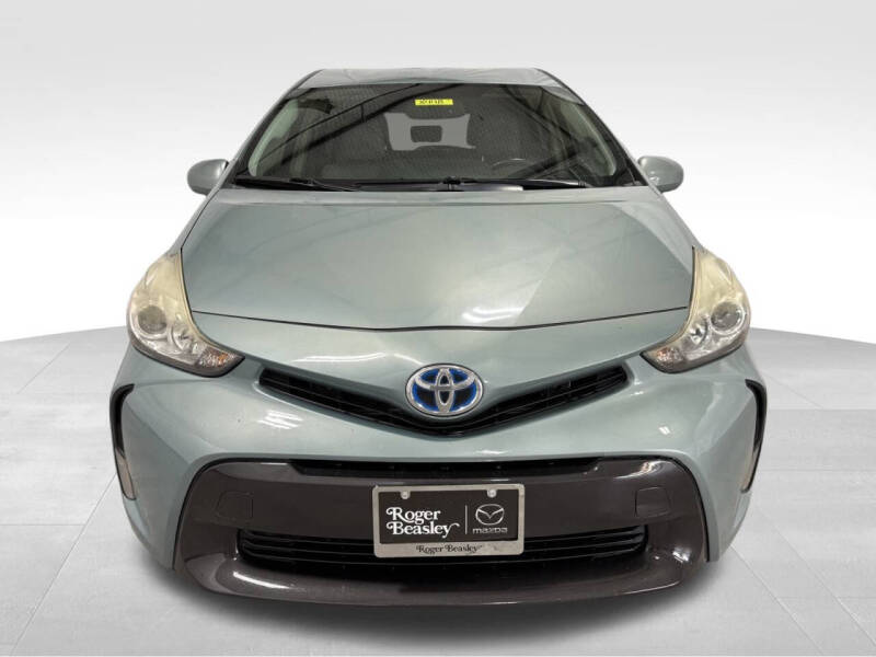 2016 Toyota Prius v