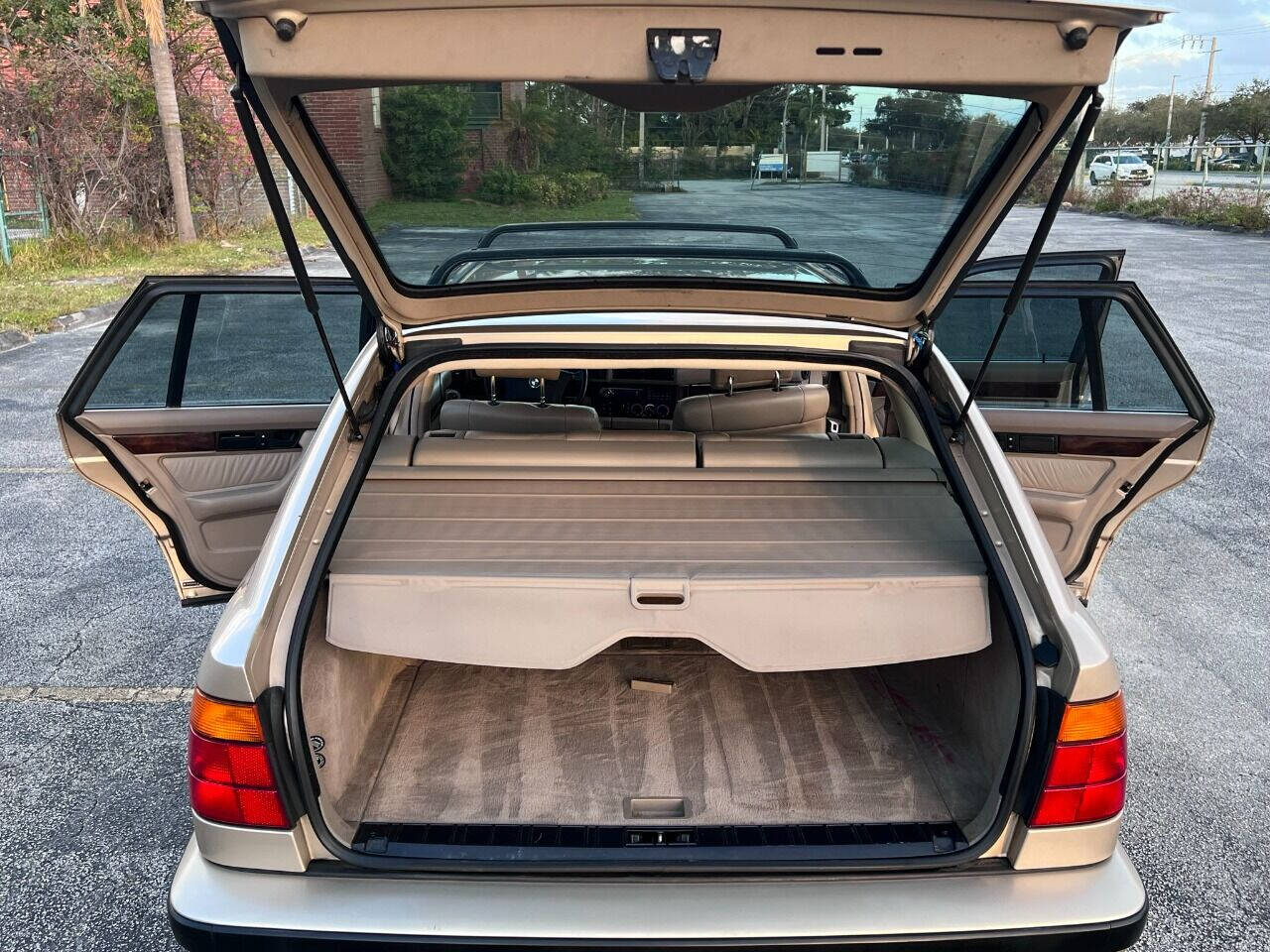 1995 BMW 5 Series  - $13,900