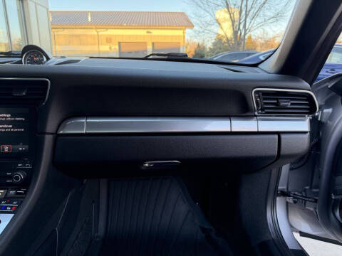 2017 Porsche 911 Carrera