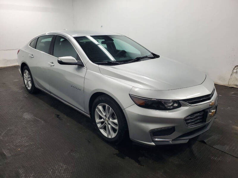 2018 Chevrolet Malibu 1LT photo 3