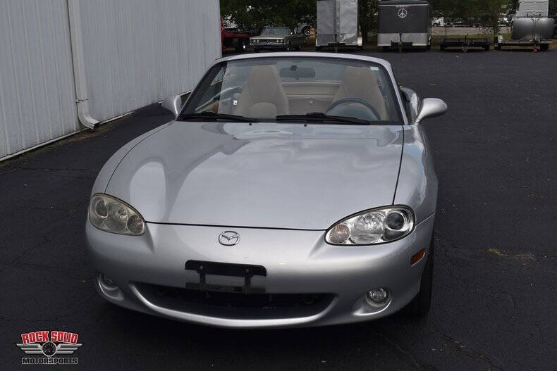 2002 Mazda MX-5 Miata