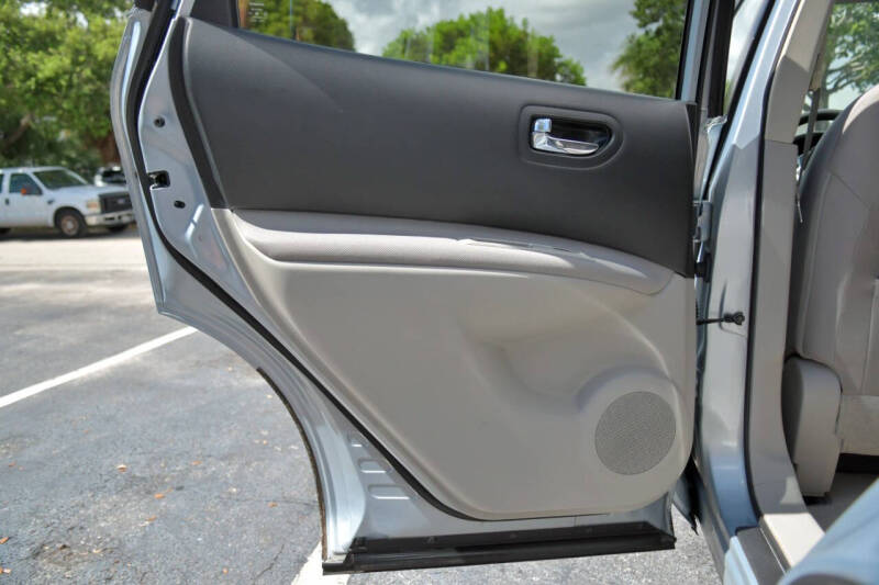 2012 Nissan Rogue SV