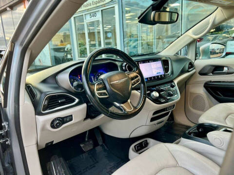 2021 Chrysler Pacifica Touring L