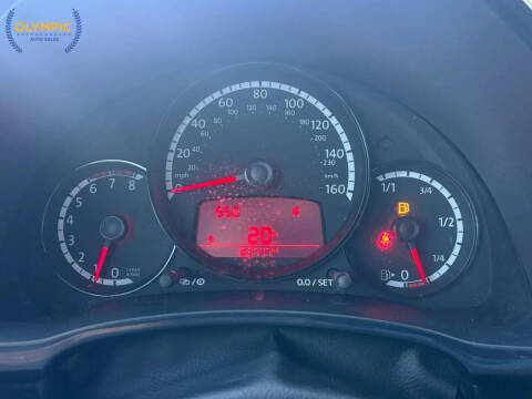 2014 Volkswagen Beetle 1.8T Entry PZEV